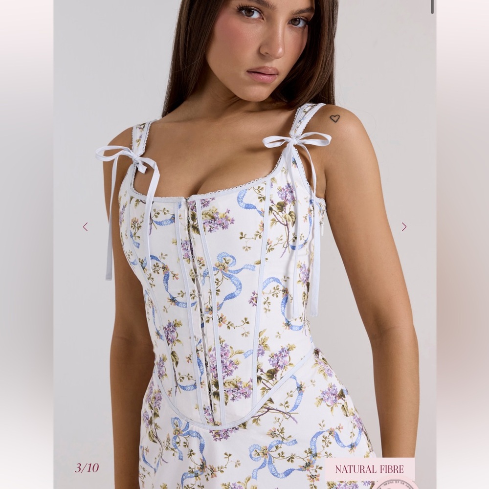 House of CB Dionne Off White Floral Print Cotton MIDI Dress - Picture 2 of 11